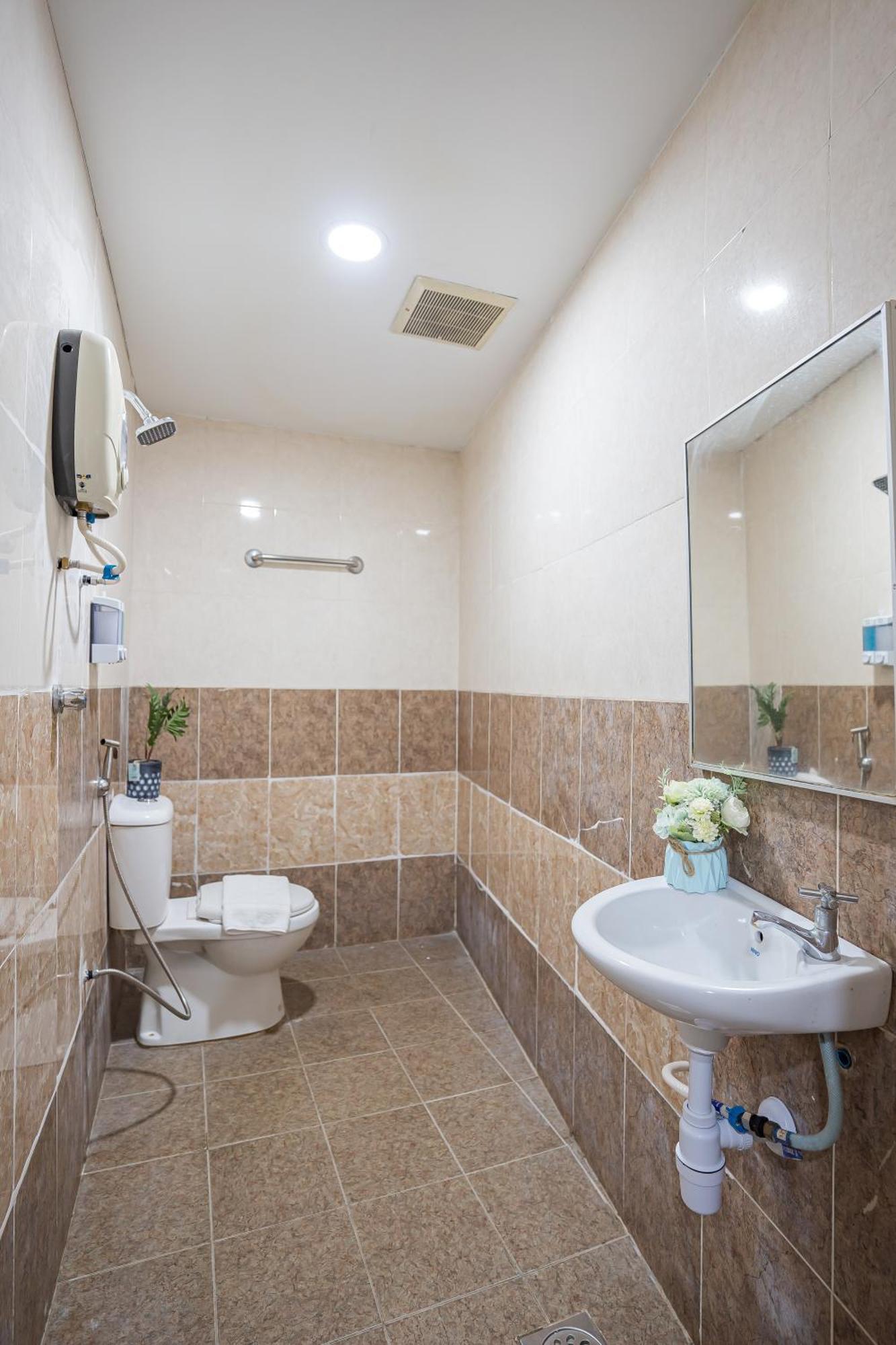 Hotel 28 Rapid Куала-Лумпур Экстерьер фото