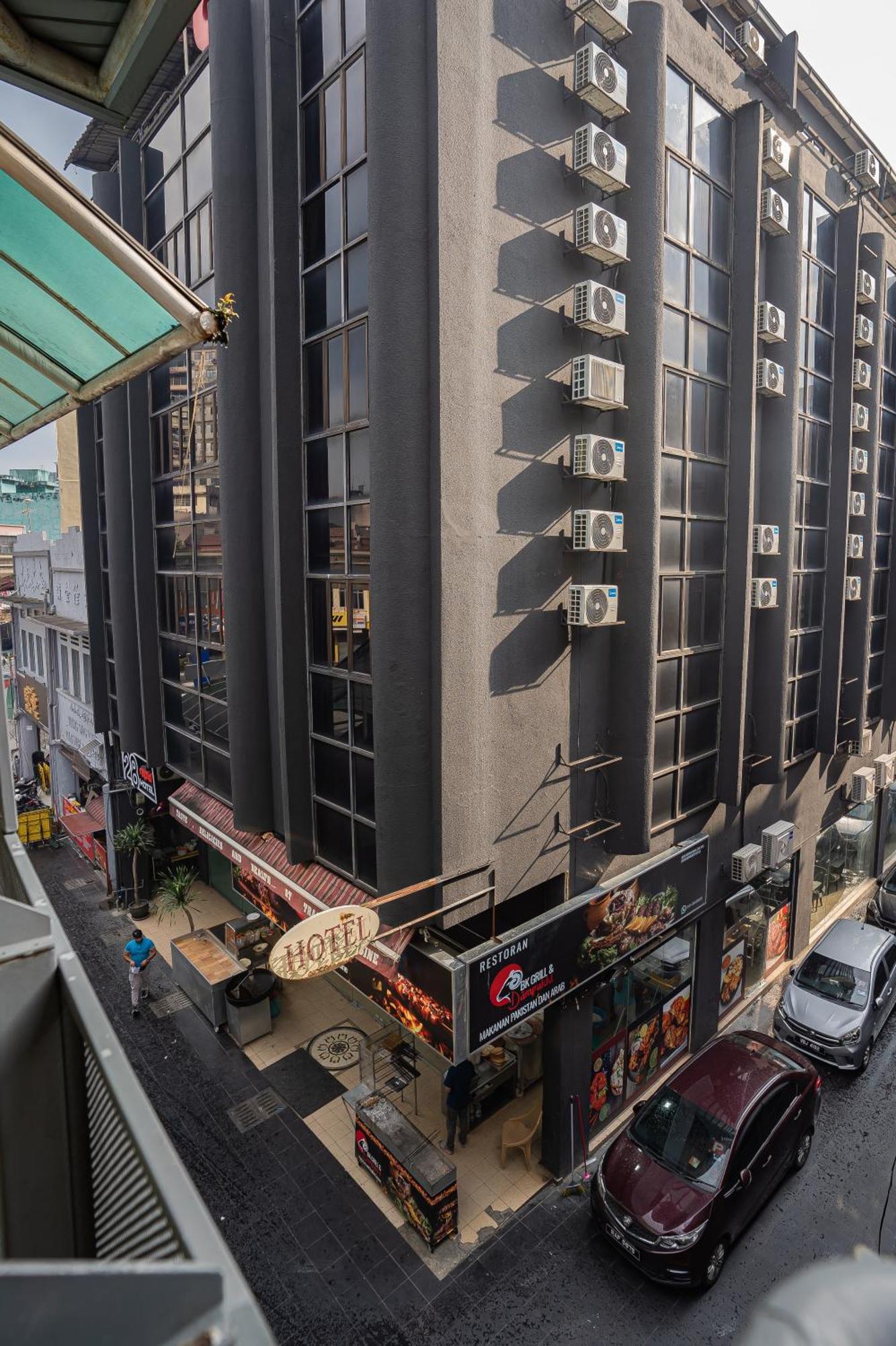 Hotel 28 Rapid Куала-Лумпур Экстерьер фото